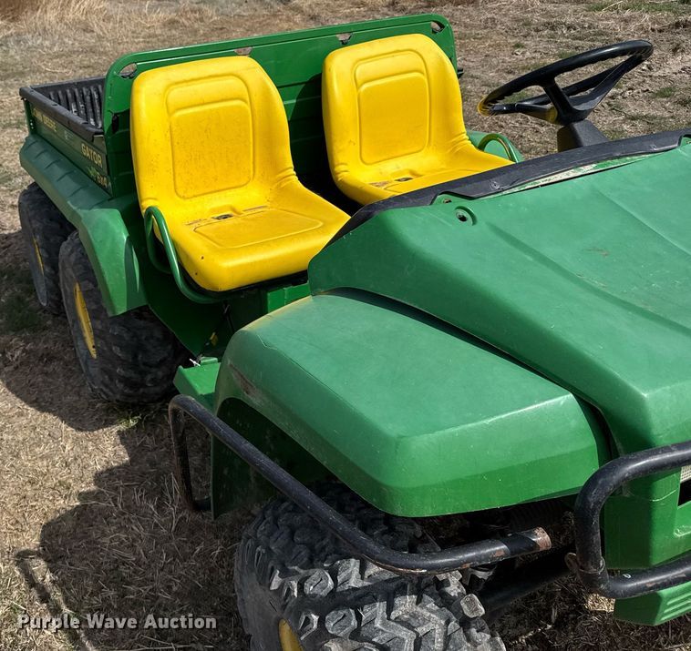 image for item EG6289 2001 John Deere Gator utility vehicle