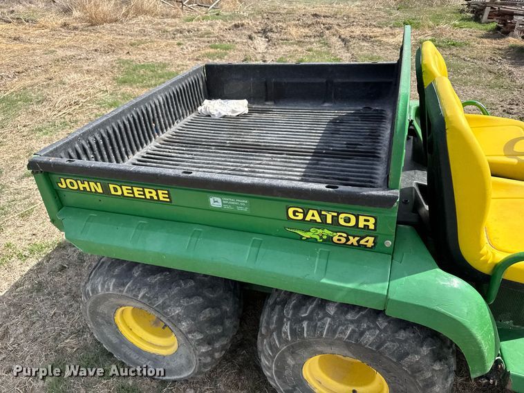 image for item EG6289 2001 John Deere Gator utility vehicle