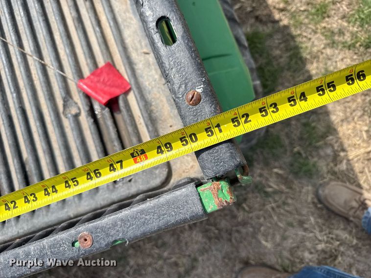 image for item EG6289 2001 John Deere Gator utility vehicle