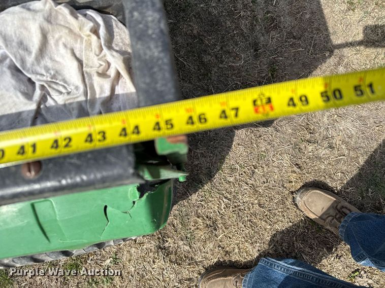 image for item EG6289 2001 John Deere Gator utility vehicle