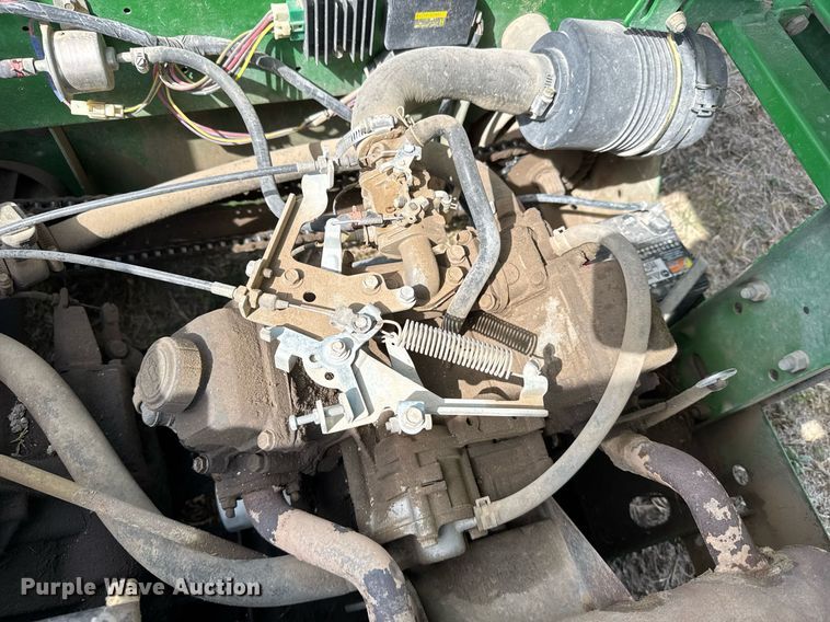 image for item EG6289 2001 John Deere Gator utility vehicle