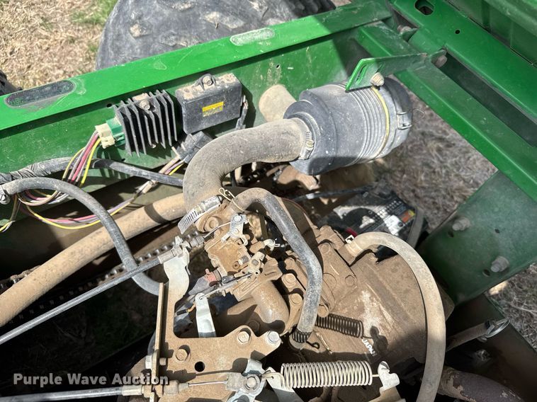 image for item EG6289 2001 John Deere Gator utility vehicle