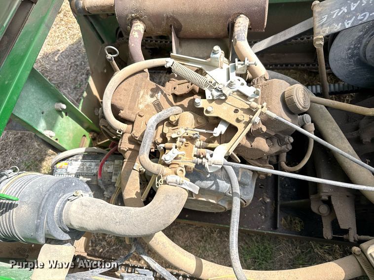 image for item EG6289 2001 John Deere Gator utility vehicle