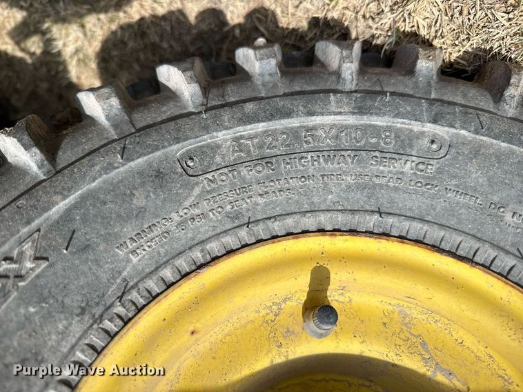 image for item EG6289 2001 John Deere Gator utility vehicle