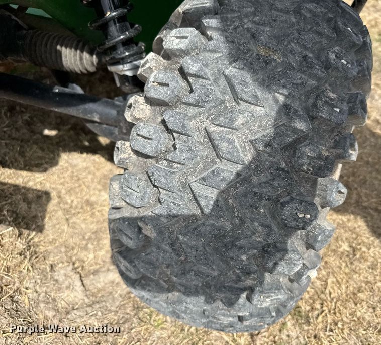 image for item EG6289 2001 John Deere Gator utility vehicle