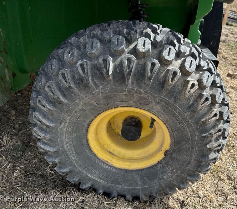 image for item EG6289 2001 John Deere Gator utility vehicle