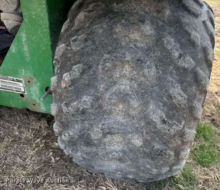 image for item EG6289 2001 John Deere Gator utility vehicle