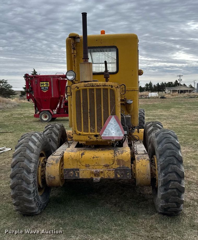 image for item EG6291 1955 Caterpillar 112 rigid frame motor grader