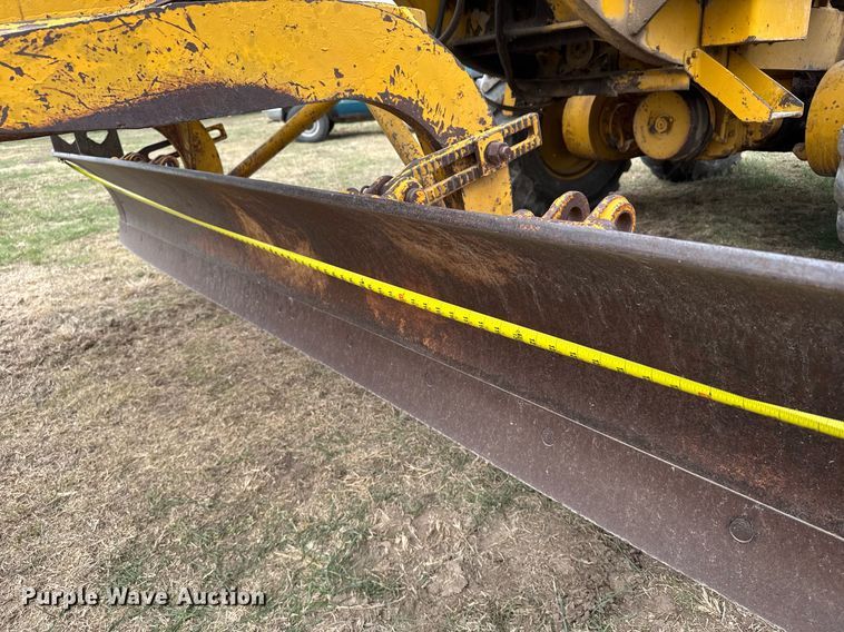 image for item EG6291 1955 Caterpillar 112 rigid frame motor grader