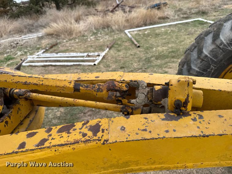 image for item EG6291 1955 Caterpillar 112 rigid frame motor grader