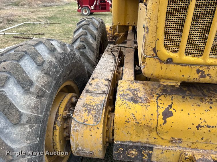 image for item EG6291 1955 Caterpillar 112 rigid frame motor grader