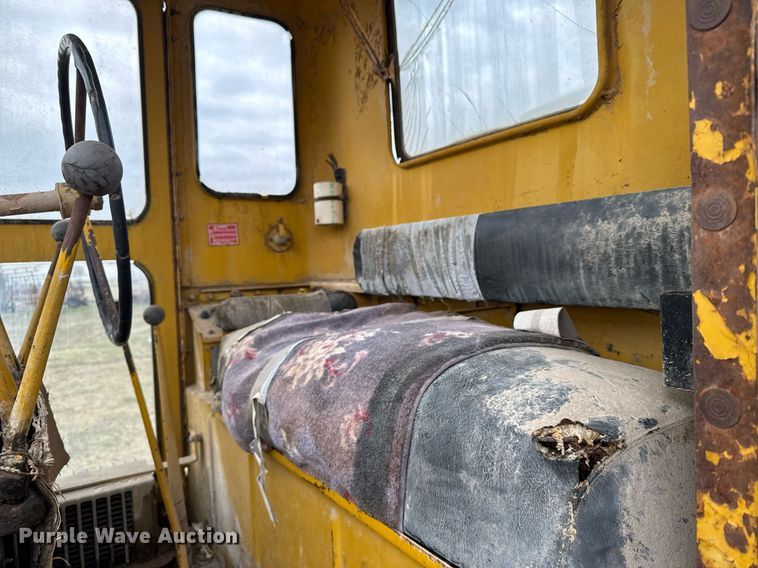 image for item EG6291 1955 Caterpillar 112 rigid frame motor grader