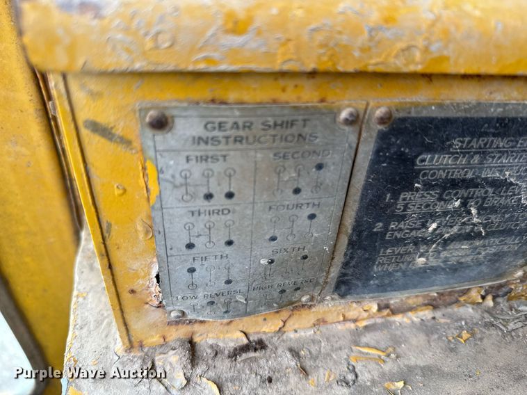 image for item EG6291 1955 Caterpillar 112 rigid frame motor grader