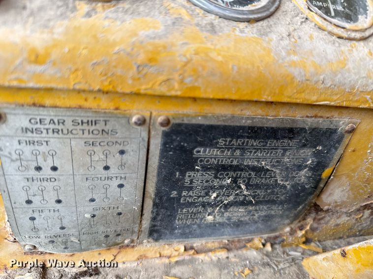 image for item EG6291 1955 Caterpillar 112 rigid frame motor grader