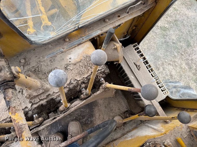 image for item EG6291 1955 Caterpillar 112 rigid frame motor grader