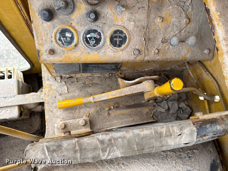 image for item EG6291 1955 Caterpillar 112 rigid frame motor grader