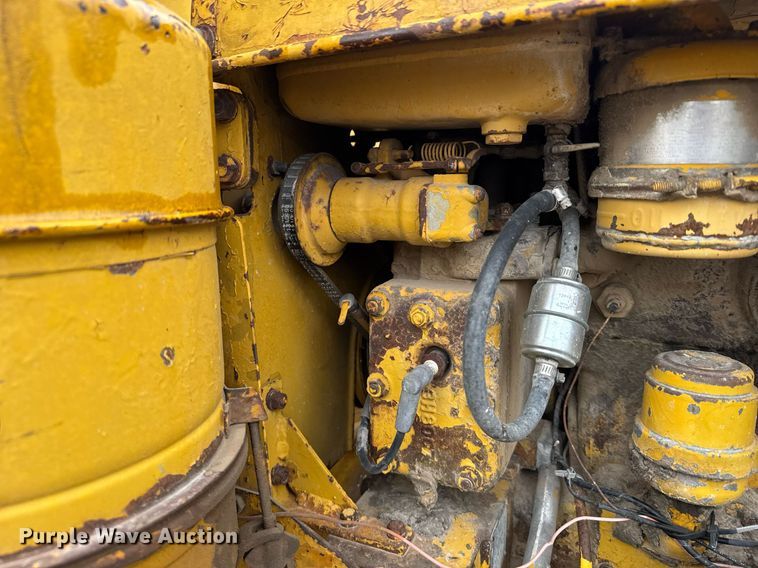 image for item EG6291 1955 Caterpillar 112 rigid frame motor grader