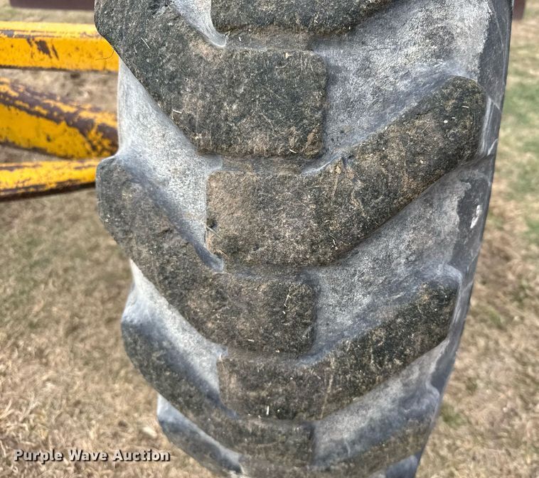 image for item EG6291 1955 Caterpillar 112 rigid frame motor grader