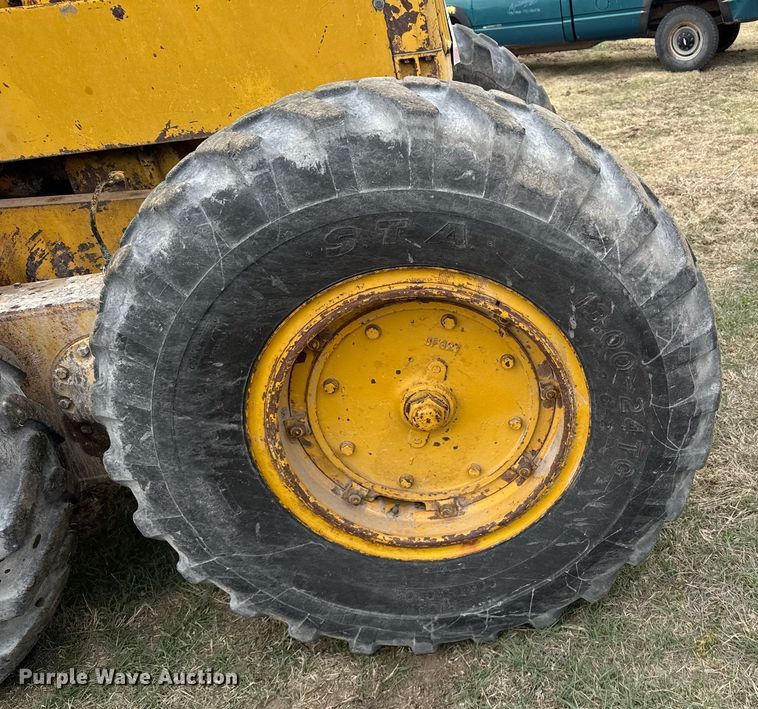 image for item EG6291 1955 Caterpillar 112 rigid frame motor grader