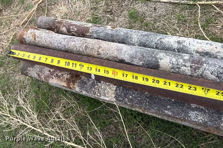 image for item EG6296 Approximately 17 H braces