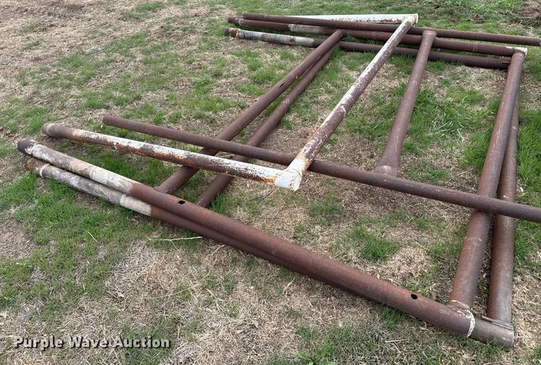 image for item EG6296 Approximately 17 H braces