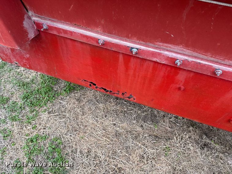 image for item EG6297 New Holland 195 manure spreader