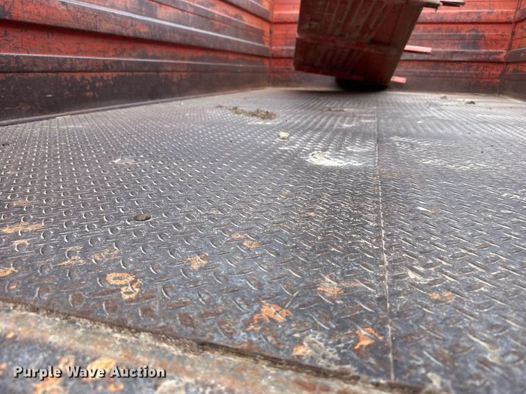 image for item EG6301 1978 International LoadStar 1600 grain truck