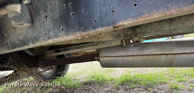 image for item EG6301 1978 International LoadStar 1600 grain truck