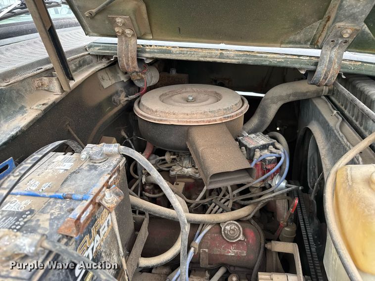 image for item EG6301 1978 International LoadStar 1600 grain truck