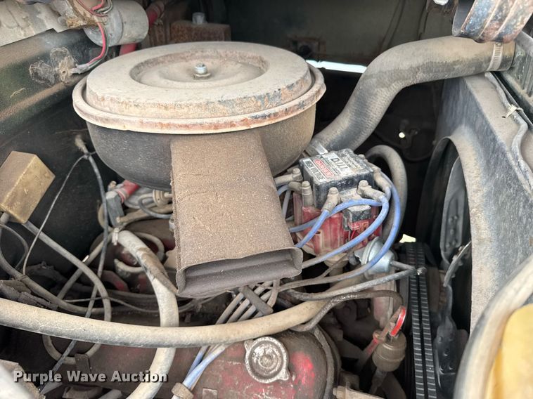 image for item EG6301 1978 International LoadStar 1600 grain truck