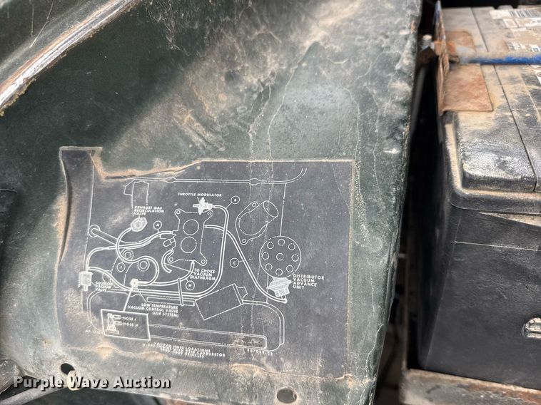 image for item EG6301 1978 International LoadStar 1600 grain truck