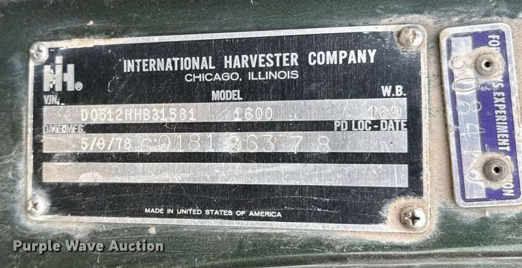 image for item EG6301 1978 International LoadStar 1600 grain truck