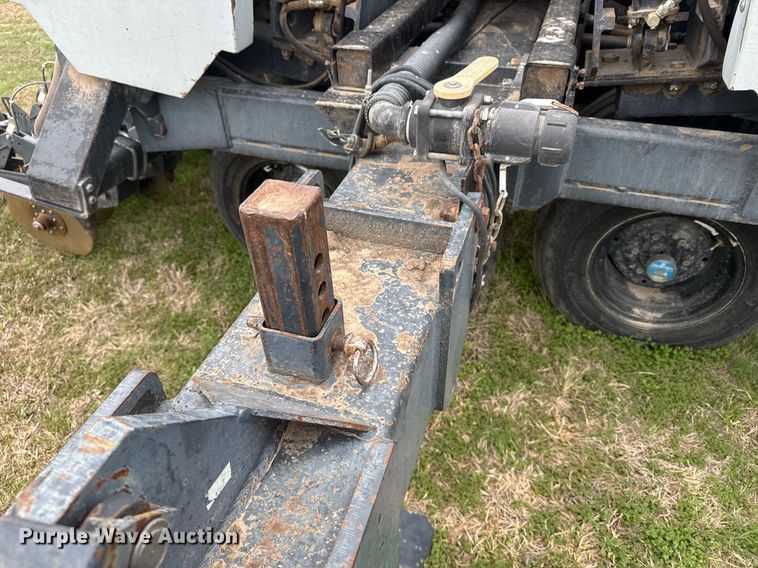 image for item EG6304 CrustBuster 4025 grain drill