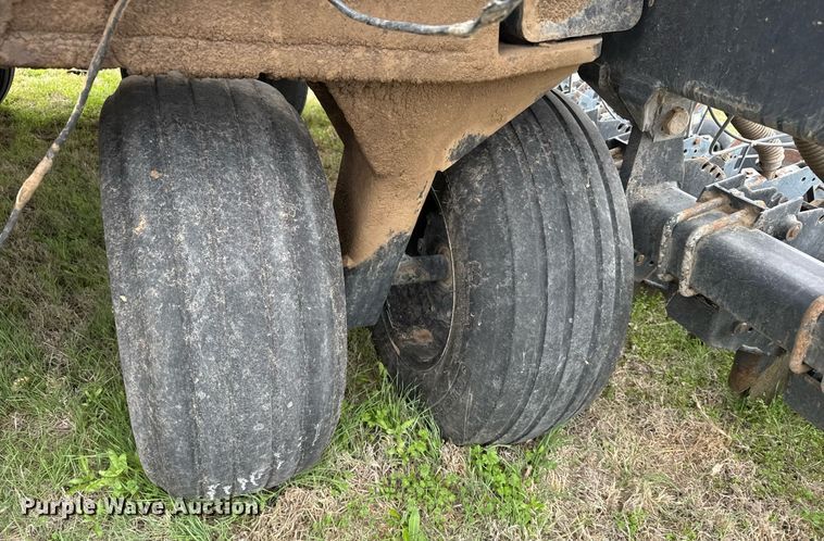 image for item EG6304 CrustBuster 4025 grain drill