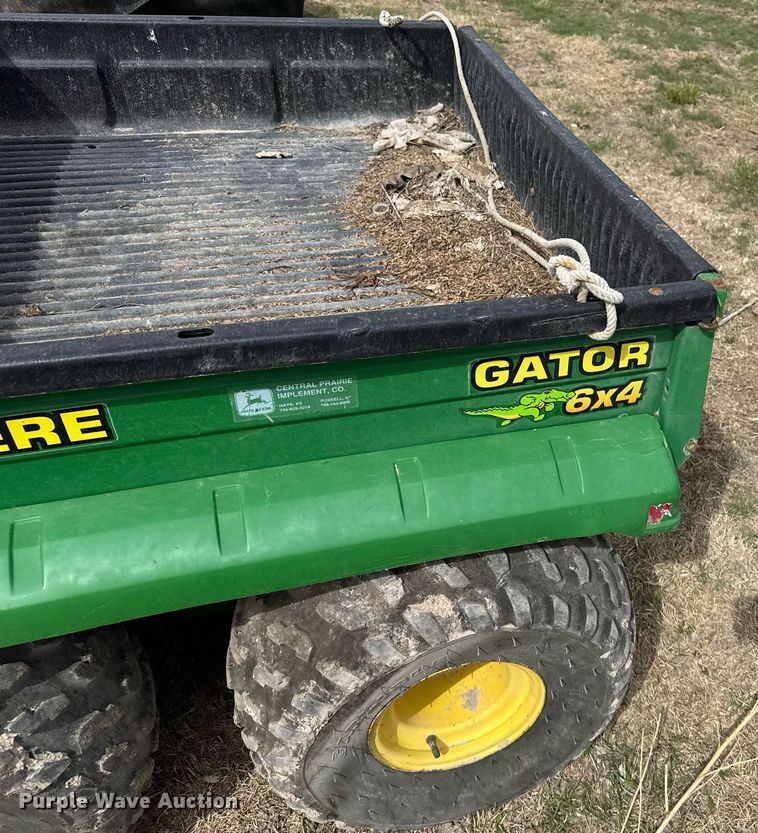 image for item EG6308 2001 John Deere Gator utility vehicle