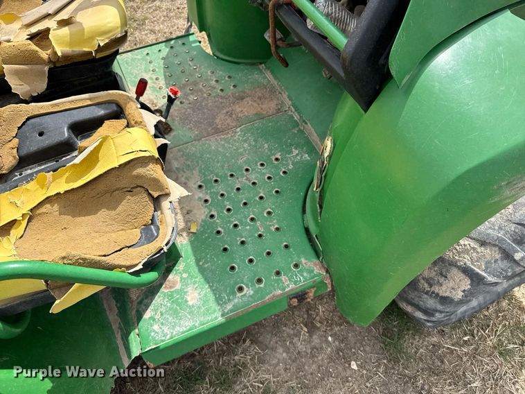 image for item EG6308 2001 John Deere Gator utility vehicle