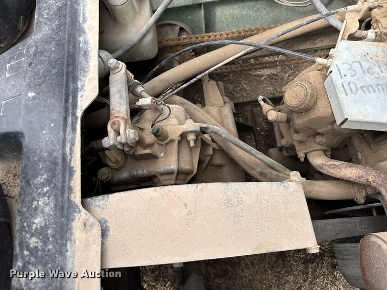 image for item EG6308 2001 John Deere Gator utility vehicle