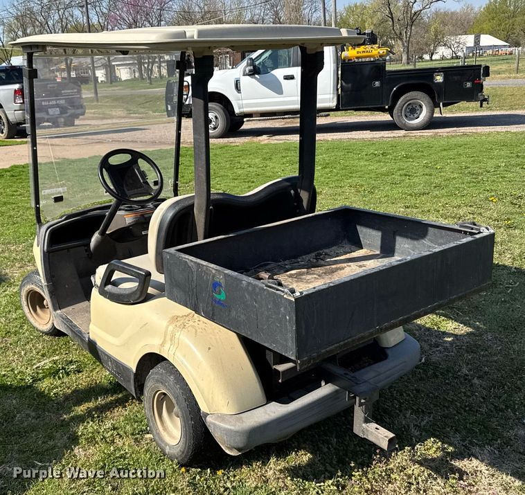 image for item EG6328 2014 Yamaha YDRAX5 golf cart