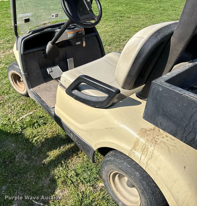 image for item EG6328 2014 Yamaha YDRAX5 golf cart