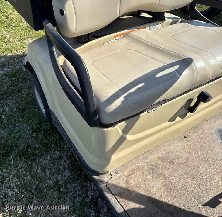 image for item EG6328 2014 Yamaha YDRAX5 golf cart