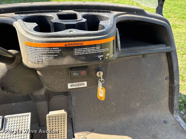 image for item EG6328 2014 Yamaha YDRAX5 golf cart