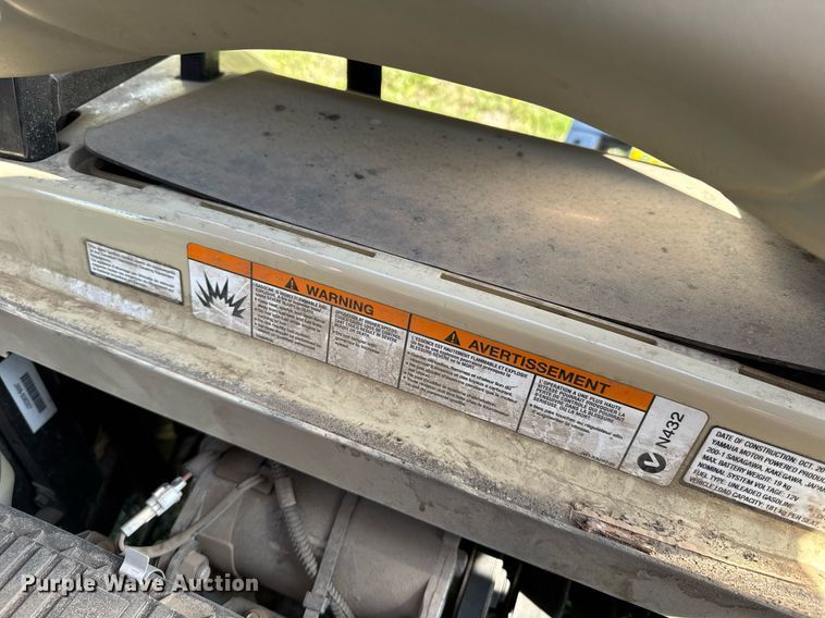 image for item EG6328 2014 Yamaha YDRAX5 golf cart