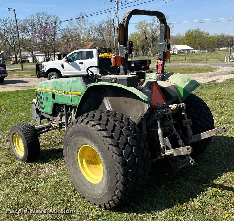 image for item EG6329 1992 John Deere 5300 tractor