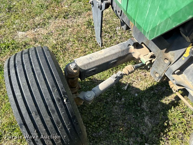 image for item EG6329 1992 John Deere 5300 tractor