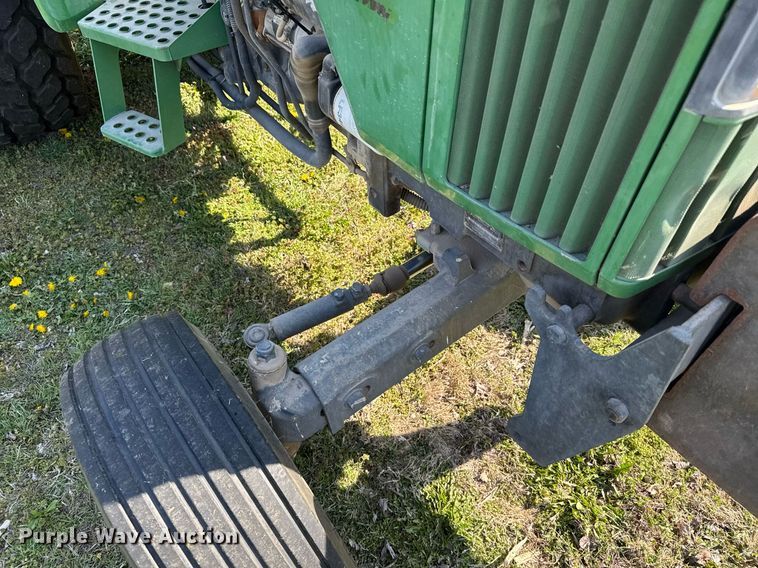 image for item EG6329 1992 John Deere 5300 tractor