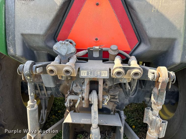 image for item EG6329 1992 John Deere 5300 tractor