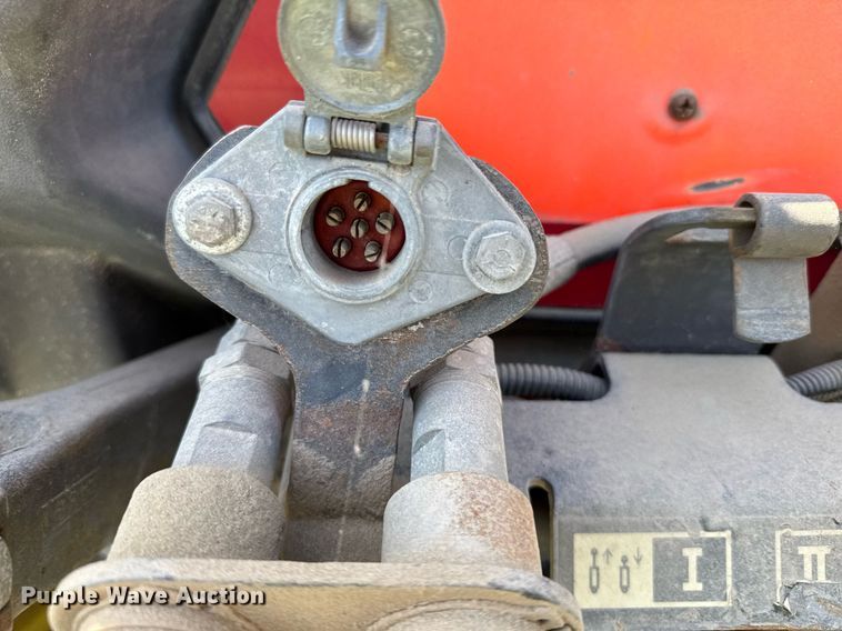 image for item EG6329 1992 John Deere 5300 tractor