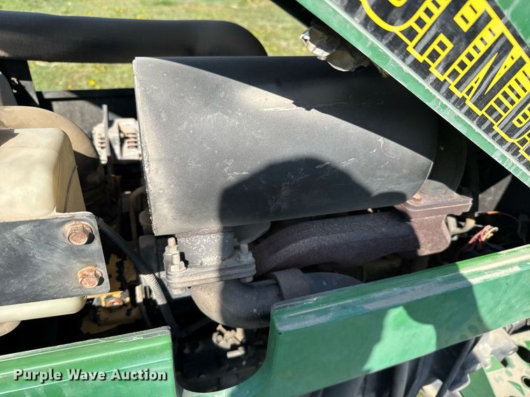 image for item EG6329 1992 John Deere 5300 tractor