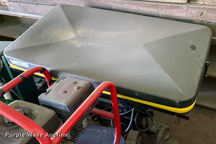 image for item EG6332 Spreader