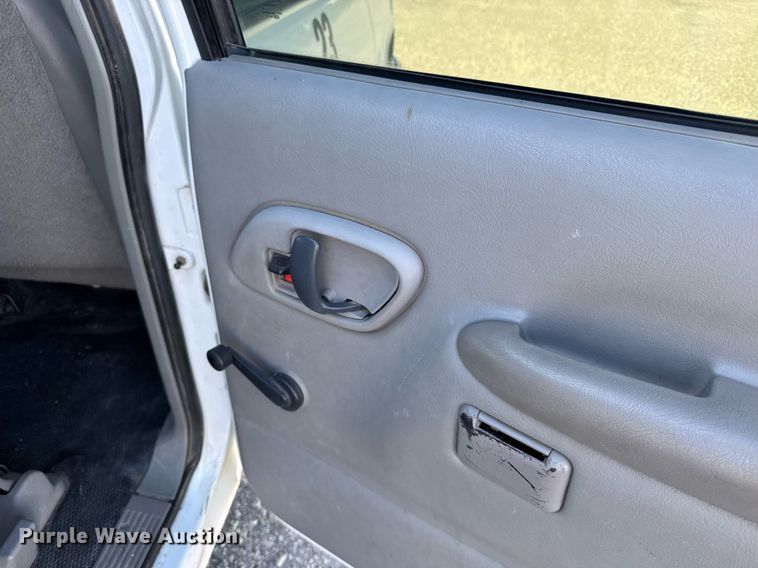 image for item EG6372 1999 Chevrolet Suburban SUV